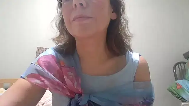 HollyJewel online show from 11/03/25, 06:11