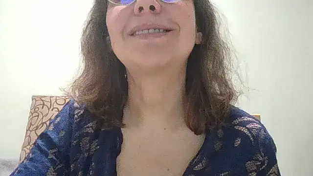 HollyJewel online show from 03/26/26, 05:22