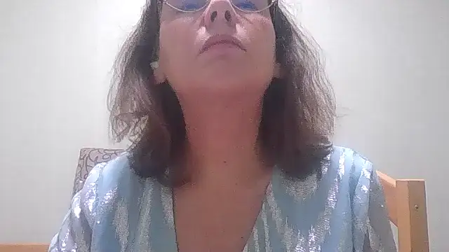 HollyJewel online show from 11/13/25, 04:22