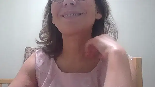 HollyJewel online show from 10/31/25, 06:59