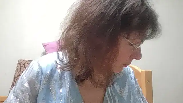 HollyJewel online show from 04/02/26, 04:24