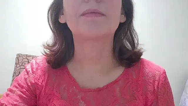 HollyJewel online show from 12/19/25, 01:57