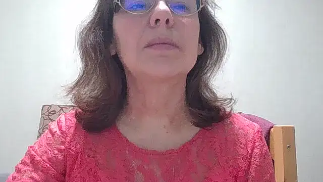 Snapshot of HollyJewel chatting on 02/22/26, 06:53 HollyJewel online show from 02/22/26, 06:53