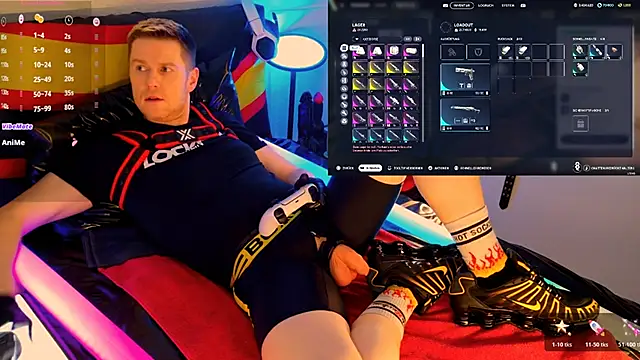 Snapshot of Fuc71 chatting on 02/25/26, 06:30 Fuc71 online show from 02/25/26, 06:30