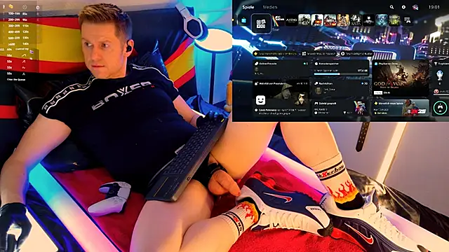 Snapshot of Fuc71 chatting on 03/03/26, 06:04 Fuc71 online show from 03/03/26, 06:04