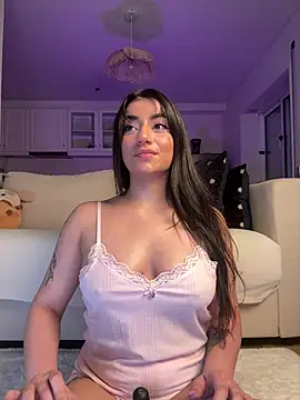 ZoeZayd online show from 04/05/26, 04:13