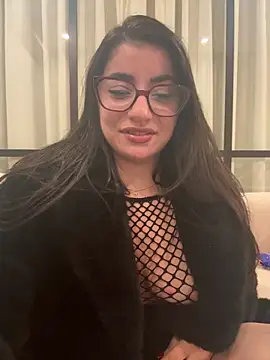 ZoeZayd online show from 02/25/26, 08:41