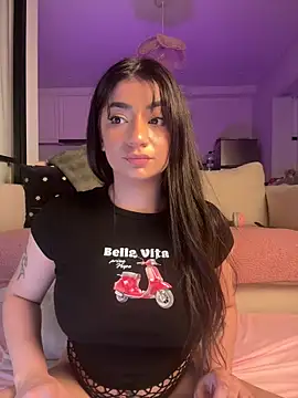 ZoeZayd online show from 04/01/26, 09:01