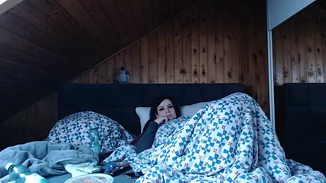 BoeseMoni1998 online show from 10/06/25, 11:00