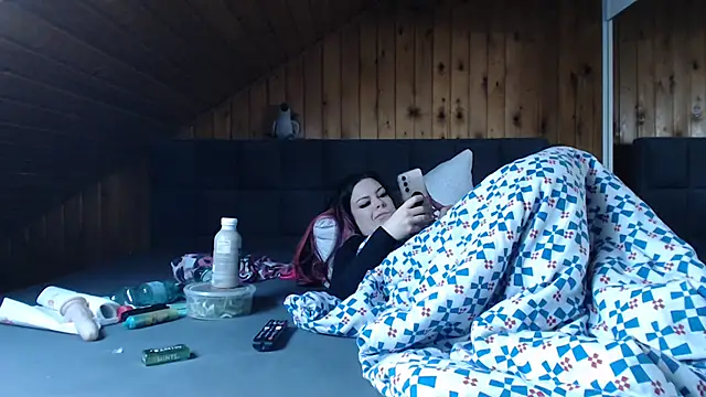 BoeseMoni1998 online show from 11/02/25, 08:19