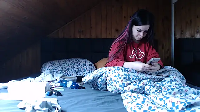 BoeseMoni1998 online show from 12/02/25, 10:39