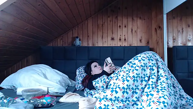 BoeseMoni1998 online show from 09/18/25, 08:17