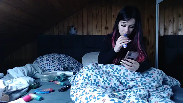 BoeseMoni1998 online show from 10/16/25, 08:00