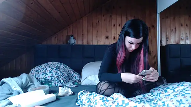 BoeseMoni1998 online show from 10/09/25, 11:11