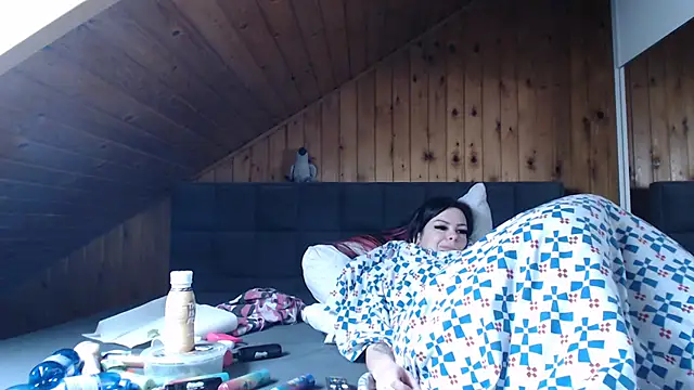 BoeseMoni1998 online show from 11/08/25, 10:19