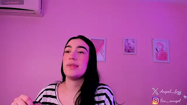 angeel fox online show from 04/11/26, 05:59