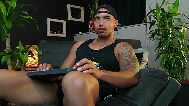 LincomAmith online show from 03/13/26, 04:17