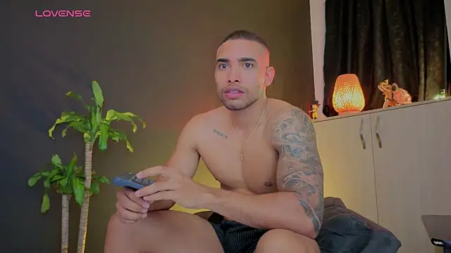 LincomAmith online show from 11/11/25, 10:26