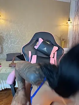 Cleopatra Fit online show from 10/19/25, 10:18