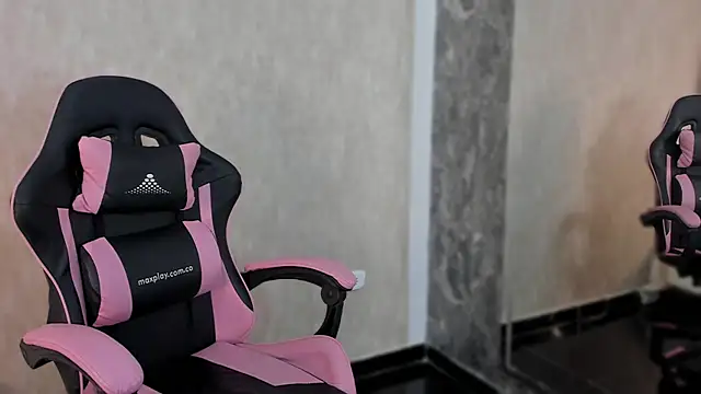 Cleopatra Fit online show from 03/10/25, 11:45