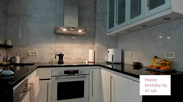 GoodGirll2133 online show from 11/18/25, 12:19