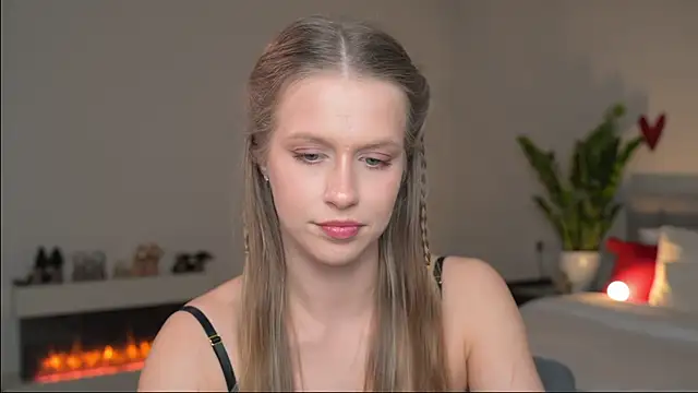 ella twinkl online show from 04/17/26, 06:55