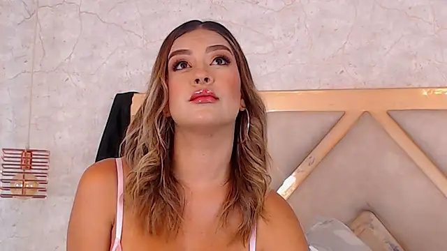 JoannaStanford online show from 03/25/26, 03:11