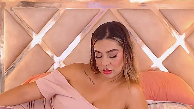 JoannaStanford online show from 11/14/25, 09:18