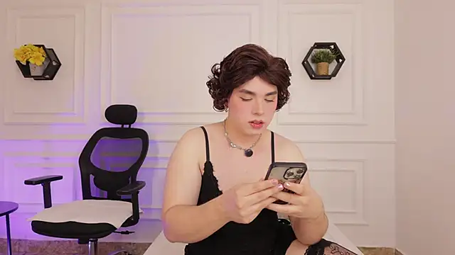 Snapshot of meloddysky chatting on 01/14/26, 07:39 meloddysky online show from 01/14/26, 07:39