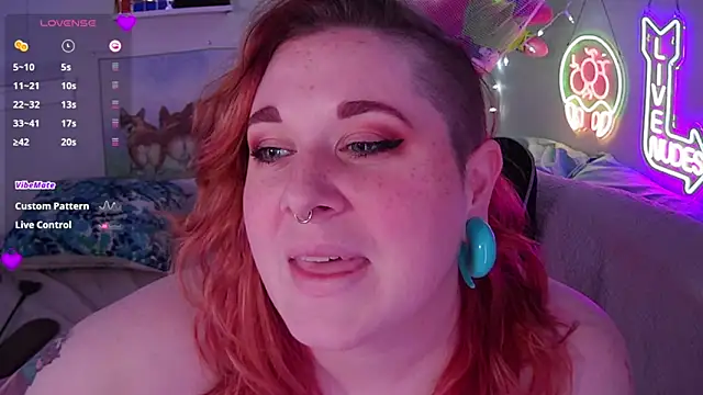 Snapshot of opalreigning chatting on 01/13/25, 08:47 opalreigning online show from 01/13/25, 08:47