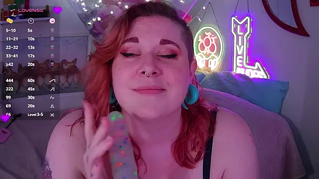 Snapshot of opalreigning chatting on 01/16/25, 02:08 opalreigning online show from 01/16/25, 02:08