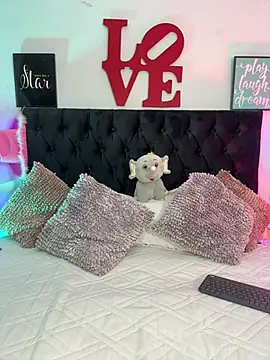 Snapshot of AriannaTorres chatting on 02/16/26, 06:50 AriannaTorres online show from 02/16/26, 06:50