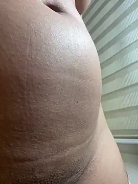 Snapshot of AriannaTorres chatting on 02/28/26, 11:10 AriannaTorres online show from 02/28/26, 11:10