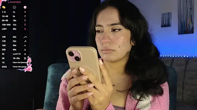 ZaraDames  online show from 11/17/25, 02:48