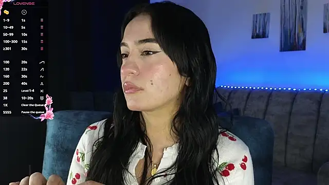 ZaraDames  online show from 11/22/25, 04:11