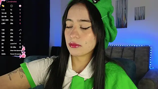 ZaraDames  online show from 11/10/25, 02:05