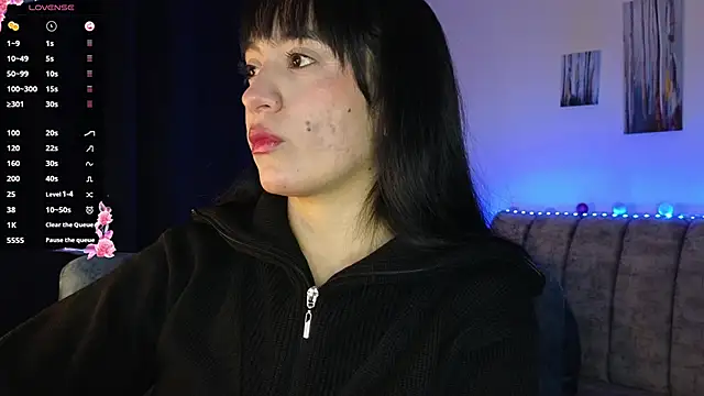 Snapshot of ZaraDames_ chatting on 09/24/25, 05:47 ZaraDames online show from 09/24/25, 05:47