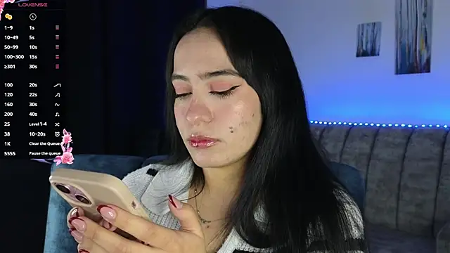 ZaraDames  online show from 10/31/25, 02:52