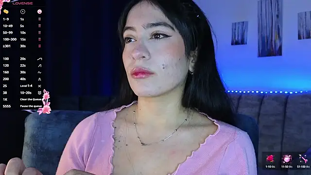 Snapshot of ZaraDames_ chatting on 10/08/25, 02:57 ZaraDames online show from 10/08/25, 02:57