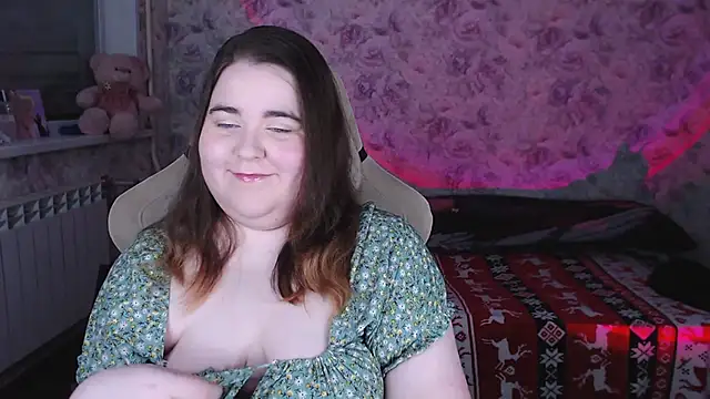 Estelle Hicks online show from 02/22/26, 06:42