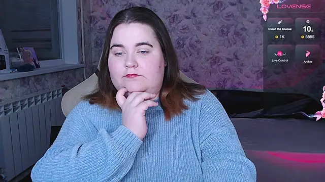 Estelle Hicks online show from 10/27/25, 06:09