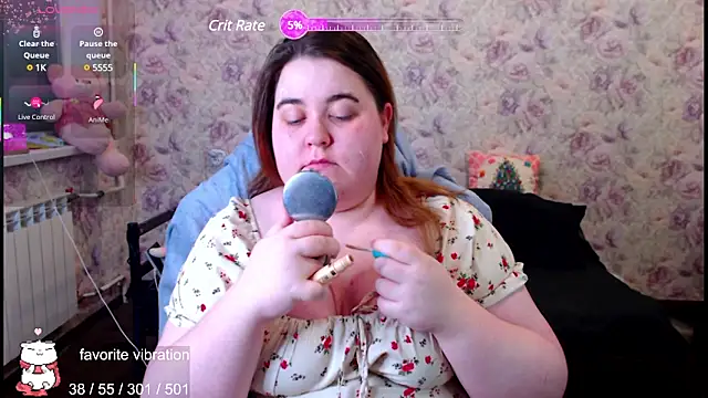 Estelle Hicks online show from 03/17/25, 06:21