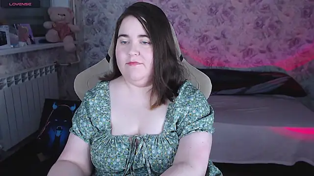 Snapshot of Estelle_Hicks chatting on 04/29/26, 07:09 Estelle Hicks online show from 04/29/26, 07:09