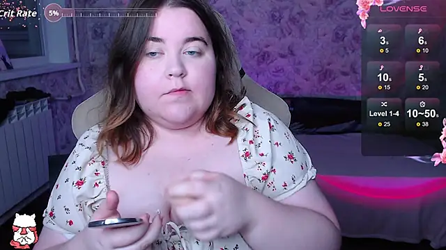 Estelle Hicks online show from 09/23/25, 06:04