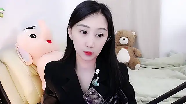 Snapshot of Alcohol_1 chatting on 03/18/25, 01:34 Alcohol 1 online show from 03/18/25, 01:34
