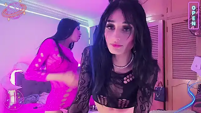 LittleEmmaa online show from 12/04/24, 06:16