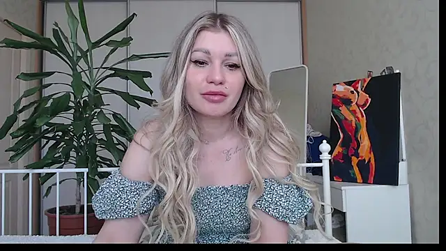 Snapshot of ShyEvaa chatting on 05/14/26, 04:20 ShyEvaa online show from 05/14/26, 04:20