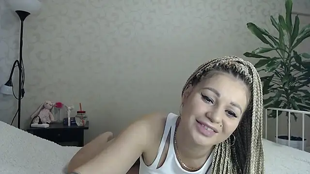 ShyEvaa online show from 10/27/25, 05:19