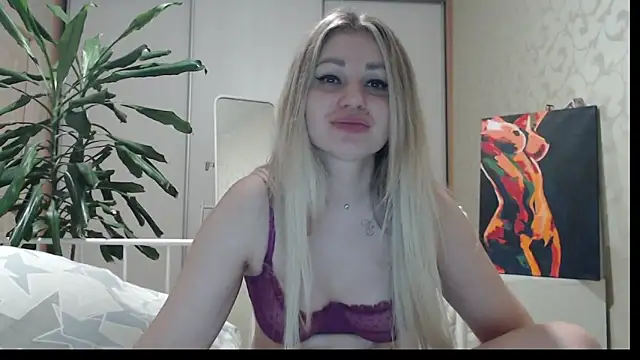 Snapshot of ShyEvaa chatting on 05/04/26, 03:26 ShyEvaa online show from 05/04/26, 03:26