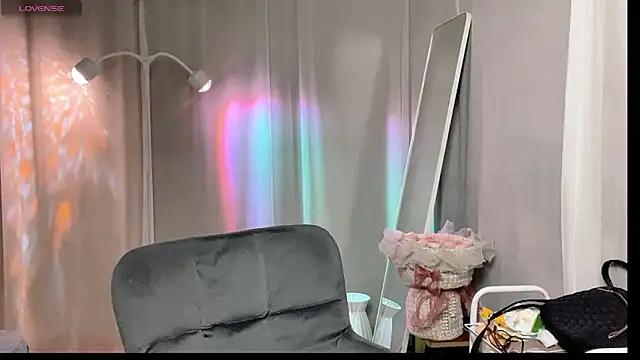 Snapshot of _minji_bae chatting on 02/07/26, 12:13 minji bae online show from 02/07/26, 12:13